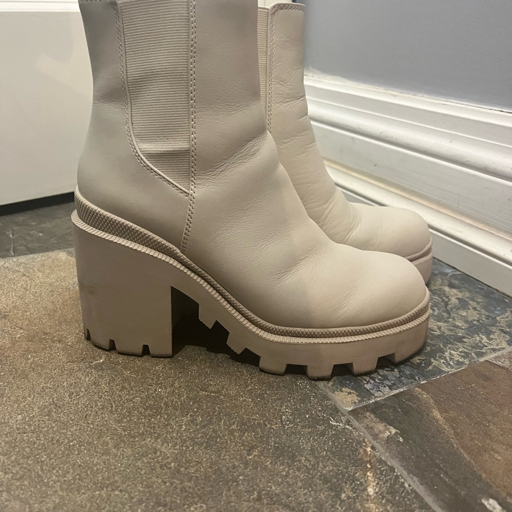 Off White Steve Madden Platform Bootie